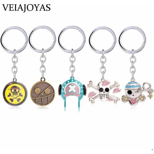 2020 New Style Anime ONE PIECE Keychains Chopper Nami Law Keyrings Metal Pendant Chaveiro Key Ring Men Jewelry souvenir llaveros