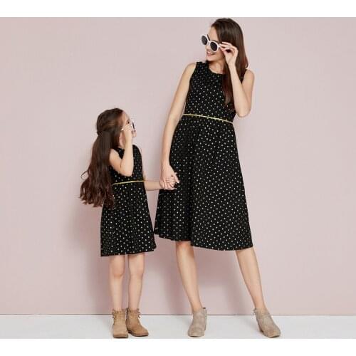 2020 New Family Parent-Child Outfit Environmentally-Friendly Wave Dot Gold Print Dress For Home Wear Mom and Daughter