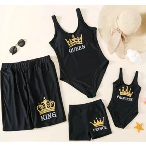 Family Matching Swimwear Mommy And Me Swimsuit Mother Daughter Father Son Clothes Men Shorts Thong Bikini Bathing Suit Women2019