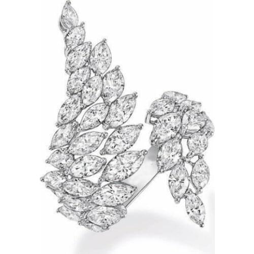 Top new clear white stone cubic zirconia micro pave setting angel wings wedding ring for women free shipping