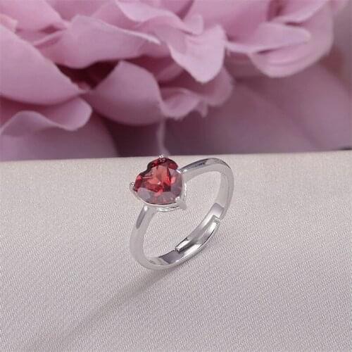 Fine Jewelry Natural Garnet Rings For Women 925 Silver Heart Red Gemstone Simple Classic Bridal Wedding Accessories R-GA005