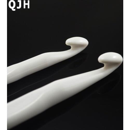 QJH Brand 1Set 2PCs 10mm/12mm Plastic knitting needles Weave shoes bag carpet crochet knitting needles accessories Tools