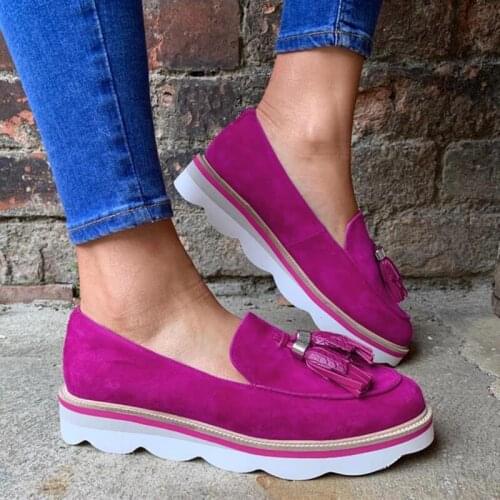 Womens Shoes Slip On Light Loafers 2020 Platform Casual Female Autumn Footwear Tassle Ladies Flat Sneakers Lazy Shoes Zapatos