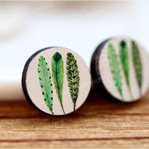 Unique 3D Feather Embossed 16mm Round Coloured Drawing pattern Laser Cut wood Cabochon DIY for Rings, Earring,Brooch,Necklace