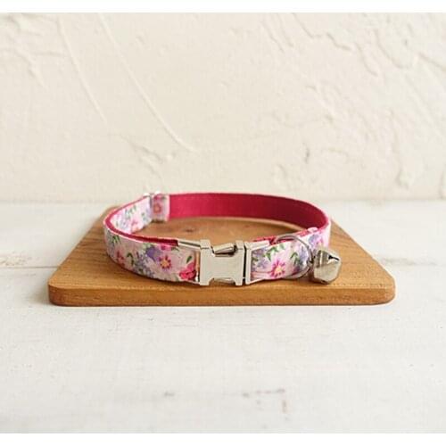 Pet Small Dog Collar THE PINK FLOWER Fashion Adjustable Cat Nameplate ID 2 Sizes Poly Satin And Nylon Cat Collar Sash Small Bell