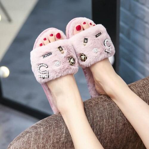 Brand designer perfume decoration fur slippers women winter flip flops camellia pearl beading fur sandals women pantufas