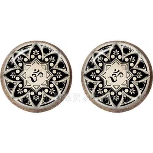 New Earrings Mandala Art Picture 12mm Glass Cabochon Stud Earrings Sacred Geometry Yoga Om Fashion Jewelry For Girl Women