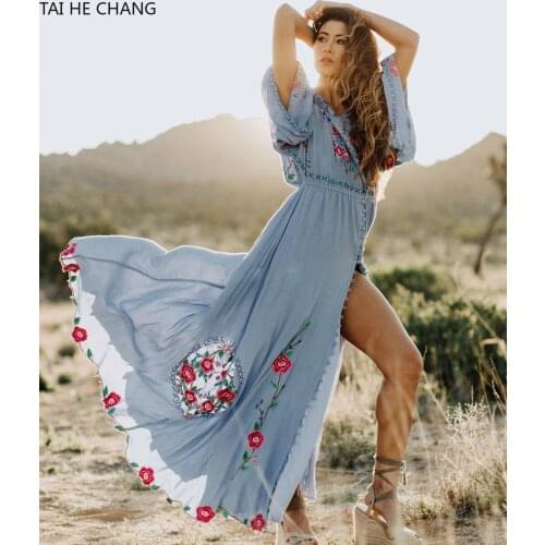2019 New Fashion Women Maxi Dress Summer Spring Vintage Retro Embroidery Bohemian Sexy Backless Beach Party Split Runway Dresses