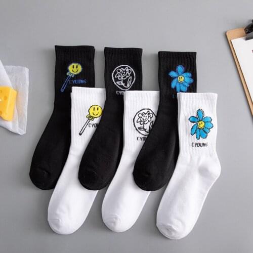 Korea Style Smiling Face Student Socks Childrens Black Basketball Sports Flowers Men Crew Socks Street Hip Hop Skateboard Socks