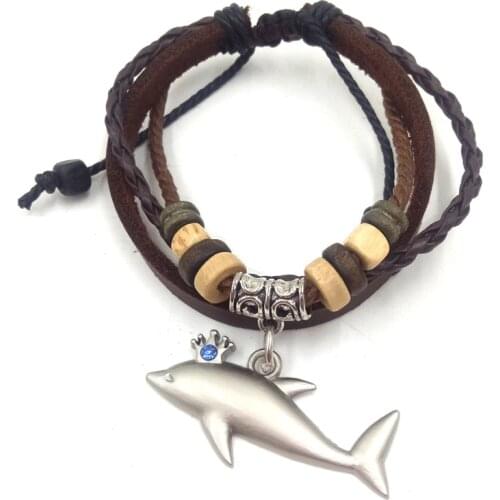 Free-iwatobi Swim Club Anime Nanase Haruka Dolphin Shape PU Leather Bracelet and Metal Pendant for Cosplay Accessories or Gift