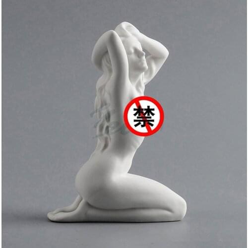 Modern Matt Glaze Ceramic Abstract Fiery Girl Figurine Nude Female Art Sculpture Body Statue Desktop Decoration Office R1779
