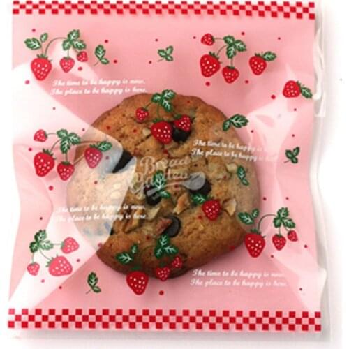 100pcs Classic Strawberry Party Cookies Biscuits Bags Self-adhesive Wedding Cellophane Bag Cake Candy Gift Bags