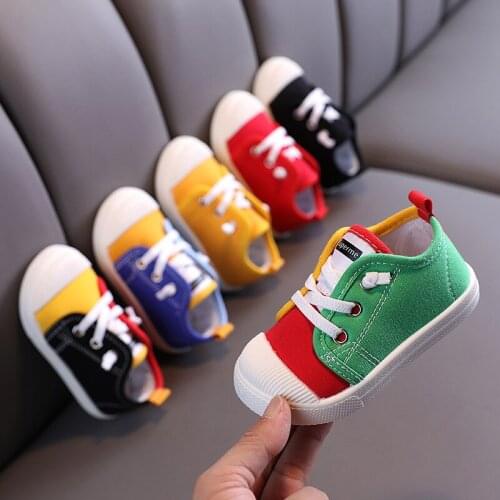 Childrens Shoes Kids Canvas Shoes Soft-soled Cloth Shoes 2021 Spring New Kindergarten Indoor Shoes Fashion Flats Cute School