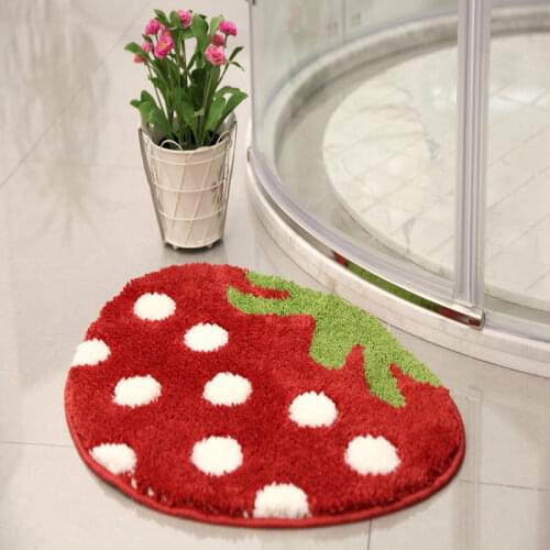 Corduroy non-slip carpet 50 * 60cm cartoon floor mat bathroom absorbent foot pad strawberry children bedroom pad CL0117 Suede