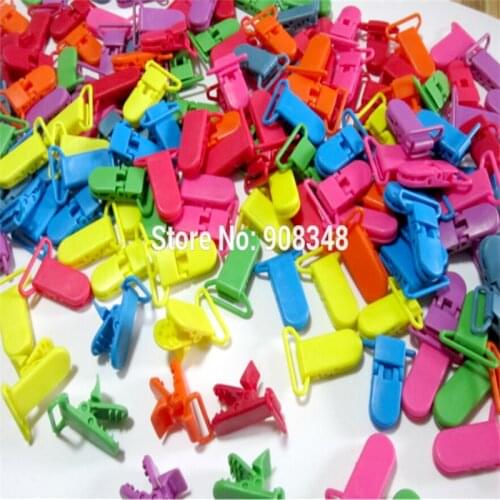 7/8" 22mm Plastic Baby Pacifier clips Soother Holder Clip Mom Infant Dummy Clips Nipples clip KC03