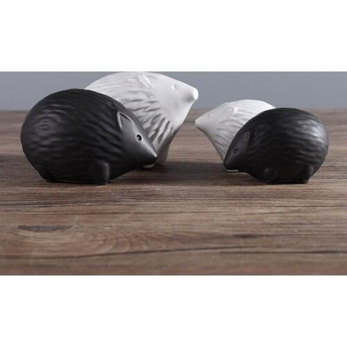 Creative Ceramic Hedgehog Crafts Home Decorations Accessories Cattle Porcelain Animal Figurines & Miniatures Black White