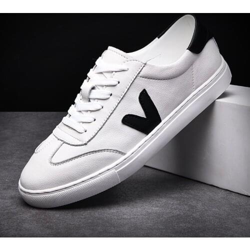 New Autumn Luxury Designer Shoes Men Skateboard Shoes Classic White Mens Casual Sneakers Soft Comfortable Flat Superstar Sneaker