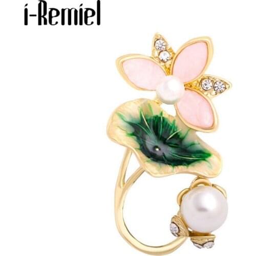 Classical Lotus Leaves Suit Pin Brooch Exquisite Pearl Scarf Buckle Coat Sweater Pins Classic Brooch Jewelry Gift for Girlfriend