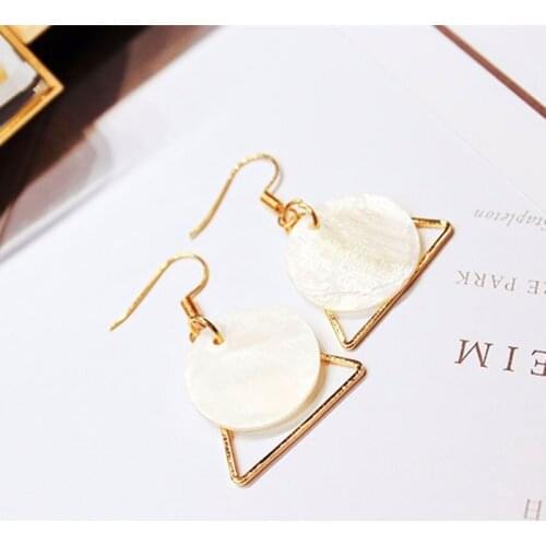 New Cheap Fashion Jewelry Wholesale Simple Copper Triangle Shell Stud Earring Gift For Women Girl Stud Earrings Gifts