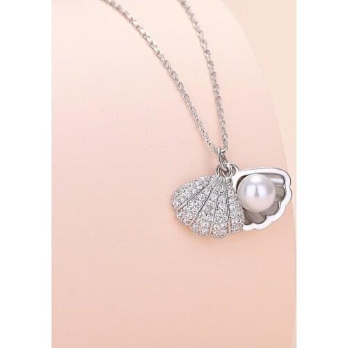 Korean Solid Pearl Shell Fashion Necklace Pendants For Women Classic Charm Jewelry Statement Gift for Girls