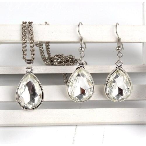 1set Vintage Water drop Pendant Necklace & earrings Fashion Jewelr white
