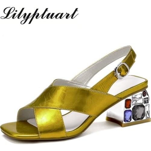 Thick heel summer Roman sandals women 2020 new summer fashion wild medium-heeled high-heeled leather women sandals