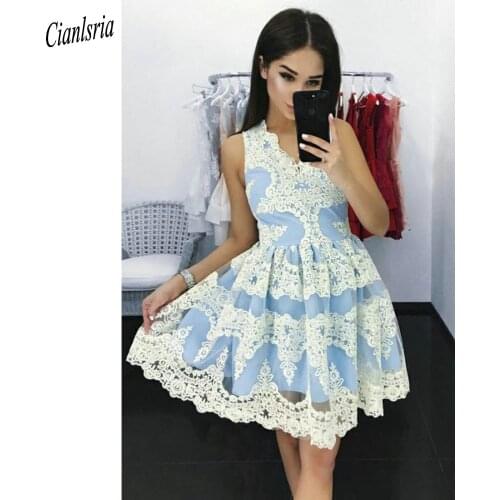 Light Blue Sleeveless Mini Short Cocktail Dresses V-Neck Ivory Appliques Lace Prom Party Homecoming Dress