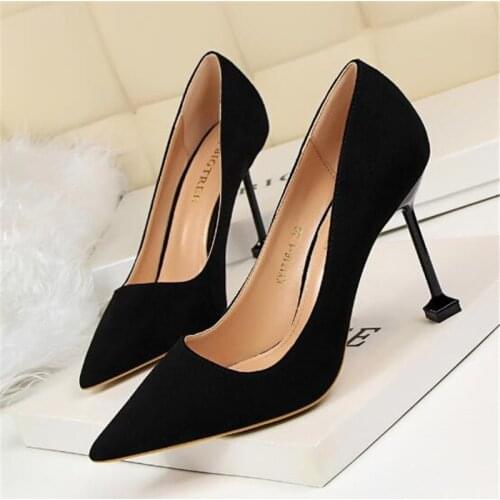 2019 New Autumn Womens High Heels Shoes Show Thin Shallow Fashion Women Pumps 9 Colors Flock Pointed Woman Concise Office Shoes