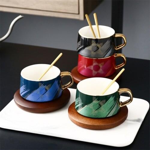 European Style Light Luxury Coffee Cup with Wood Tray Ceramic Milk Mug Gold Painted Afternoon Tea Cup Couple Water Juice Cup