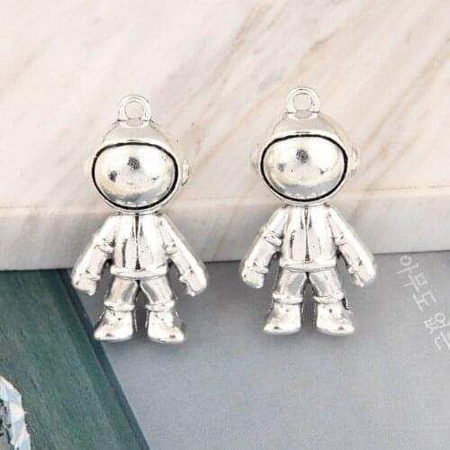 2pcs Silver Color Astronaut Cosmonaut Charms Spaceman Space Robot Pendant For DIY Handmade Jewelry Making Accessorie 32x18mm