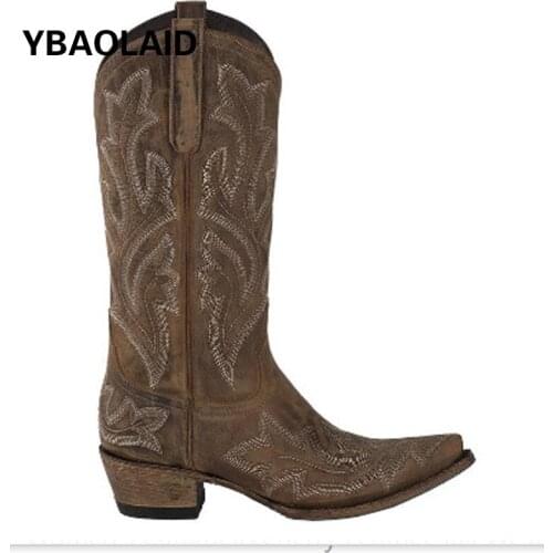 Pointed Ethnic Embroidery Thick-heeled Knight Boots for Fall/winter 2021 New Solid Color V-sleeve Mid-tube Mid-heel Boots