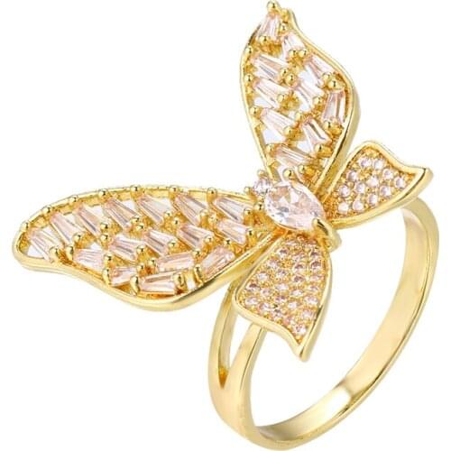 Bettyue New Fashion Butterfly Fascinating Design Ring With Cubic Zircon Hollow Out Style For Women Charming Decoration In Party