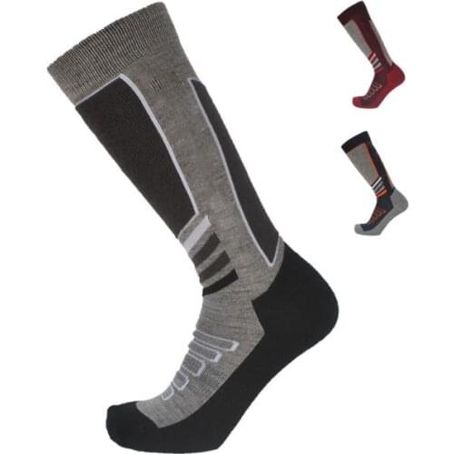 SKI-126Outdoor Merino Wool Boneless Ski Socks In The Worlds Second Ski Resort