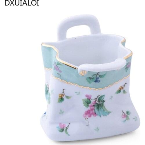 Modern minimalist creative bag painted ceramic crafts vase indoor living room desktop flower arrangement vase home decoration