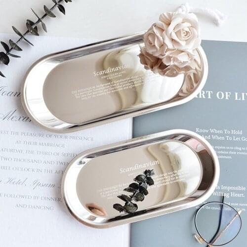 Scandinavian Metal Storage Tray Oval Display Plate for Fruit Dessert Cake Snack Simple Letter Print Dish Jewelry Organizer Tray