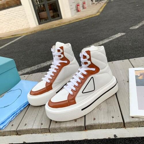 2021 Spring Lace High-Top Womens Shoes Fashion Casual Womens Shoes Wear-Resistant Non-Slip Sports Outsole Womens Shoes