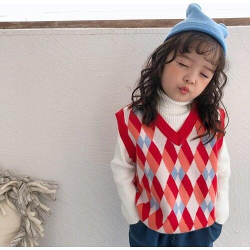 Childrens knitting vest head winter new years sweater childrens Korean version mens and womens diamond childrens Vest clip