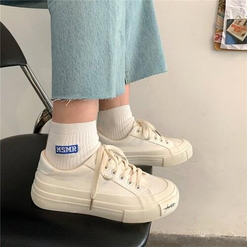 2021 spring new female Korean version of retro Hong Kong style girly style niche design versatile canvas shoes low-top platform