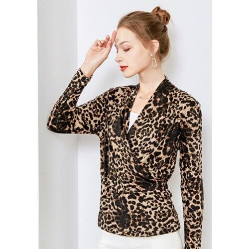 Wool Base Sweater Slim Fitting Long Sleeve T-shirt Womens Autumn / Winter 2020 Print Cross V-neck Double Layer Top