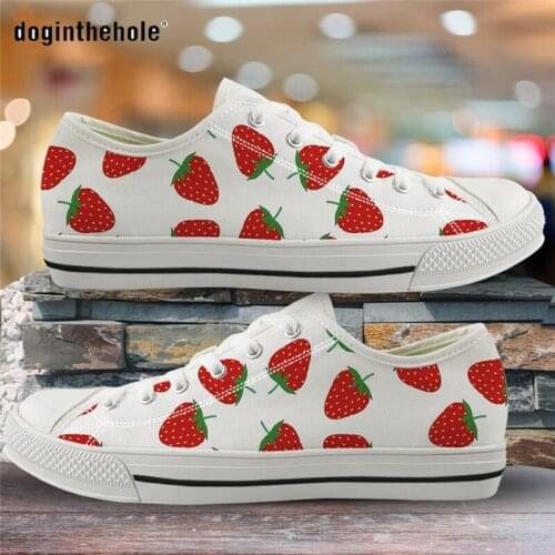 Doginthehole Fruit Sweet Strawberry Patterns Shoes Women Comfortable Canvas Female Shoes Low Top Girls Flats Sneakers For Autumn