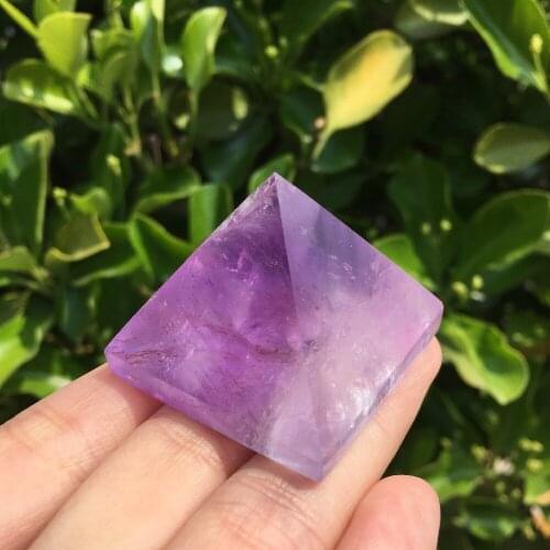 Good color natural amethyst purple quartz crystal pyramid