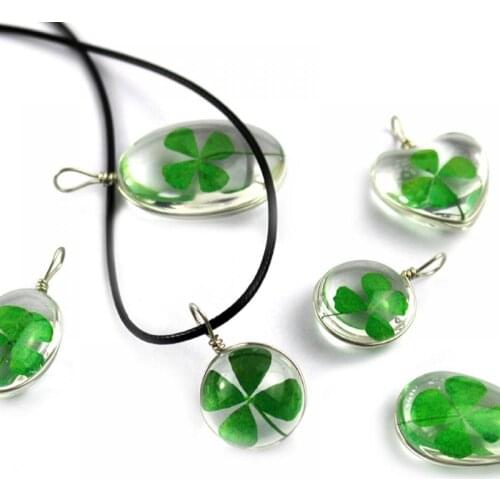 2020 Transparent Glass Various Shapes Pendant Necklace Unisex Luck Gift Classic Handmade Dried Flower Clover Jewelry Accessories
