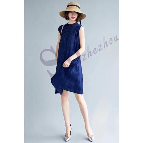 HOT SELLING Miyake fold sleeveless fashion stand collar solid dress IN STOCK