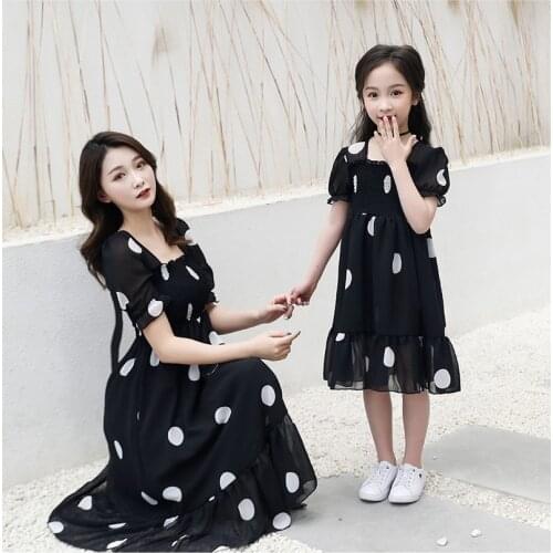 Summer Flowers Print Mom and Daughter Dresses Family Matching Clothes Outfits Mother Daughter Strap Dress Baby Girls Beachwear