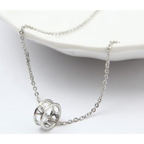 Fashion Korean Womans Necklace & Pendant Geometric Oval Hollow Letter Circle Necklace Simple Wild Lady Jewelry Wholesale Sales