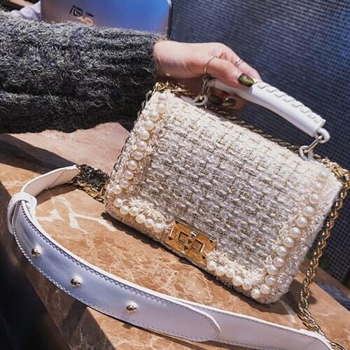 BENVICHED Brand Crossbody Bags For Women 2021 Winter Luxury Handbags Women Bags Designer Messenger Bag Wool bolsa feminina D107