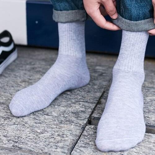 1PC/Lot Sexy Mens Mid-Barrel Black Personality Stockings Solid Color Thin Breathable Basketball Sport Socks