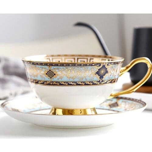 200ml Nordic Art High-grade Bone China Coffee Cup and Saucer Set with Spoon English Ceramic Phnom Penh Afternoon Tea Cup Giftbox