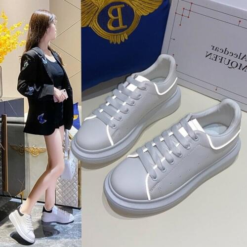 Small White Shoes 2021 New Leather Thick Bottom Muffin Sports Shoes Versatile Student Lace Casual Shoes