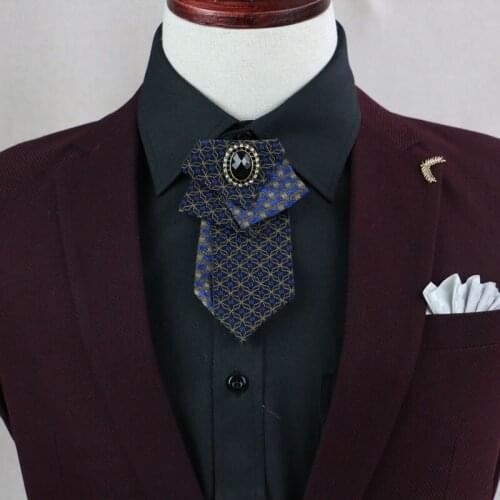 Mens and Womens Universal Bow Tie Retro British College Bow Tie Fashion Shirt Neckline Accessories Butterfly